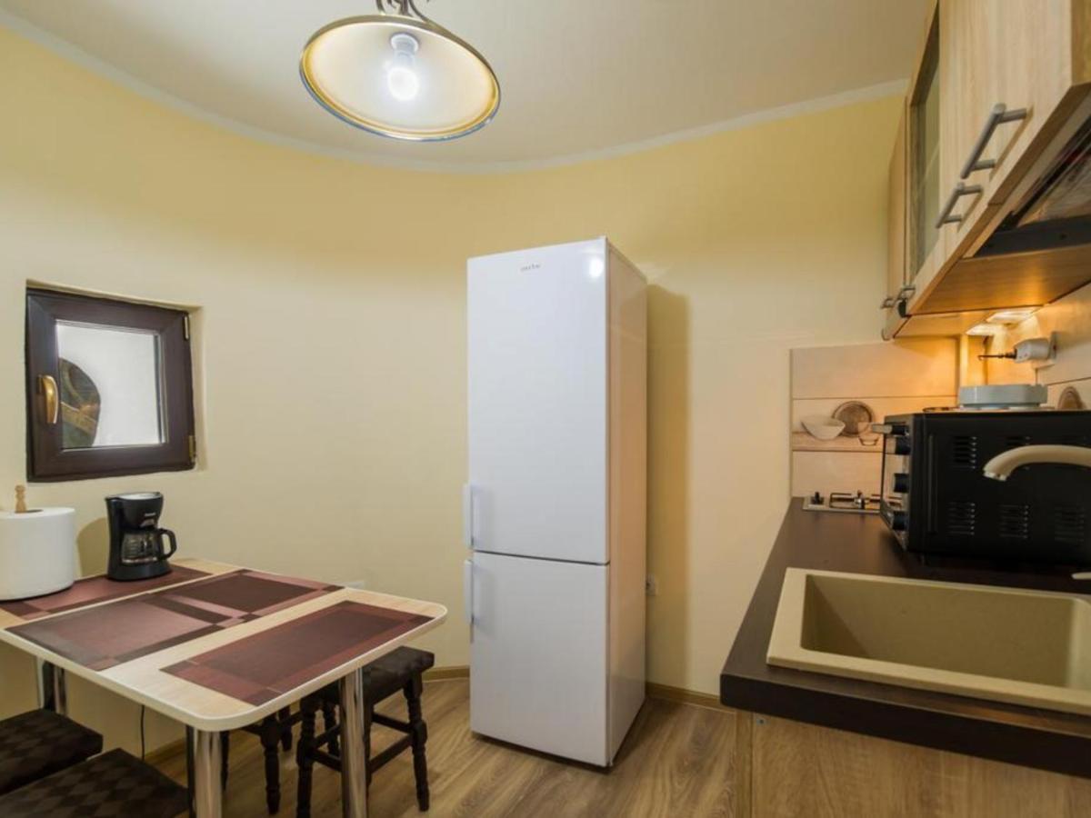 Apartment Carol Private Yard With Barbeque And Parking Sinaia Buitenkant foto
